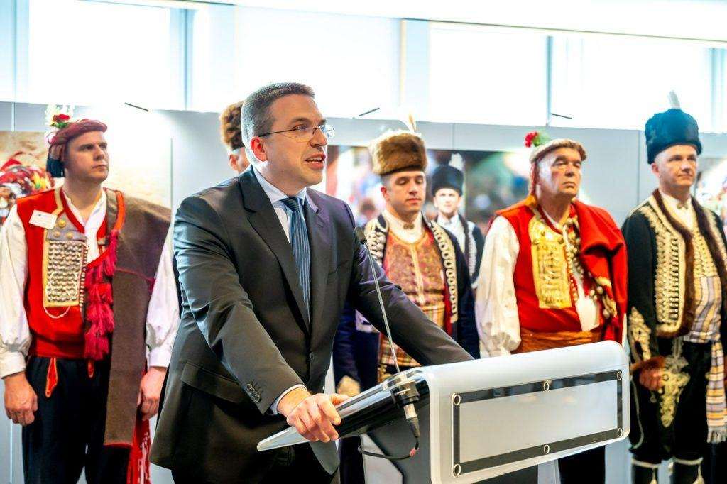 Izložba fotografija Sinjske alke