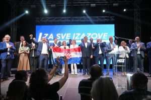 Predizborni skup HDZ-a u Spitu / Foto: Hina