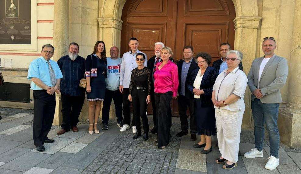 KAMPANJA: Predstavljena lista za III. izbornu jedinicu: Moramo reći dosta i probuditi duh ponosne Hrvatske