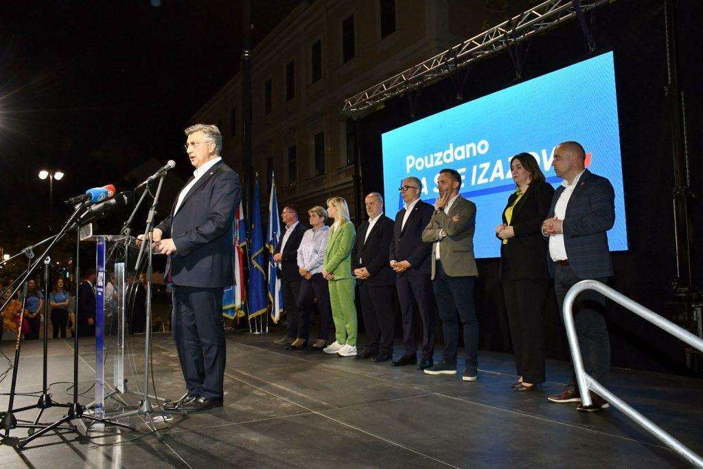Andrej Plenković u Slavonskom Brodu / Foto: Hina