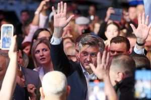Predizborni skup HDZ-a u Spitu / Foto: Hina