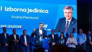 VELEBAN SKUP U SESVETAMA: Na predstavljanje kandidata HDZ-a u 2. izbornoj jedinici stigao i Andrej Plenković Predizborni skup HDZ-a u Sesvetama / Foto: IS HDZ