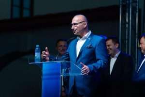 VELEBAN SKUP U SESVETAMA: Na predstavljanje kandidata HDZ-a u 2. izbornoj jedinici stigao i Andrej Plenković VELEBAN SKUP U SESVETAMA: Na predstavljanje kandidata HDZ-a u 2. izbornoj jedinici stigao i Andrej Plenković