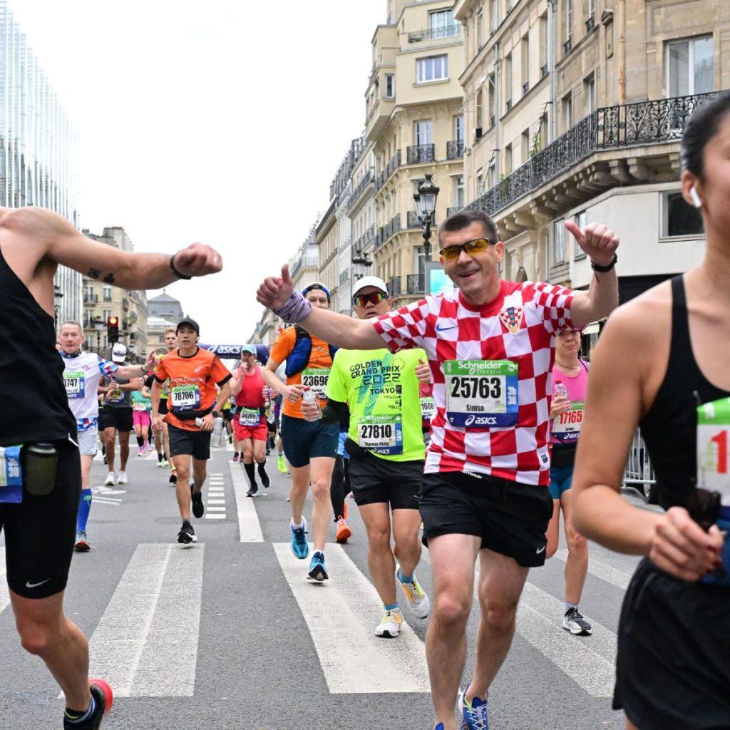 HRVATSKI BRANITELJ U BELGIJI: Siniša Ciglenečki – jedan od najboljih fotografa među trkačima i jedan od najbržih trkača među fotografima HRVATSKI BRANITELJ U BELGIJI: Siniša Ciglenečki – jedan od najboljih fotografa među trkačima i jedan od najbržih trkača među fotografima