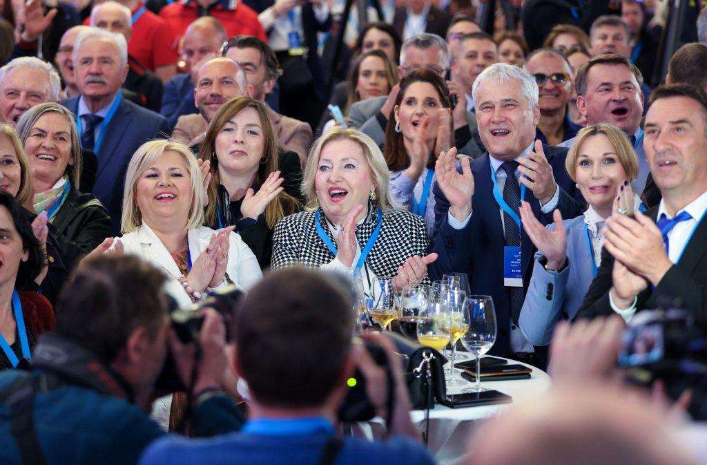 Slavlje u HDZ-ovom izbornom stožeru