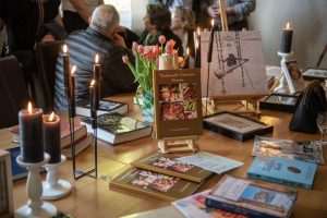 IZLOŽBA SLIKARICE DRAGICE BATISTA-BUĆO: Kunst trifft Gastronomie- Život, ljudi, priroda, hrana i vjera su izvori inspiracije koji me vode kroz stvaranje slika i umjetnosti općenito IZLOŽBA SLIKARICE DRAGICE BATISTA-BUĆO: Kunst trifft Gastronomie- Život, ljudi, priroda, hrana i vjera su izvori inspiracije koji me vode kroz stvaranje slika i umjetnosti općenito