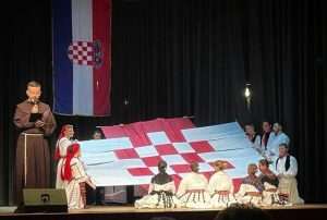 PREDSTAVLJENA NOVA HRVATSKA UDRUGA U WUPPERTALU: Zove se "Hrvatska kulturna inicijativa", cilj im je čuvanje hrvatskog identiteta i tradicije izvan Hrvatske Predstavlljena nova udruga "Hrvatska kulturna inicijativa" / Foto: Fenix (ZB)