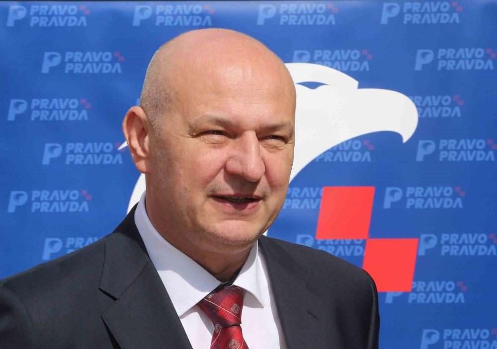Na fotografiji Mislav Kolakušić / Foto: Hina