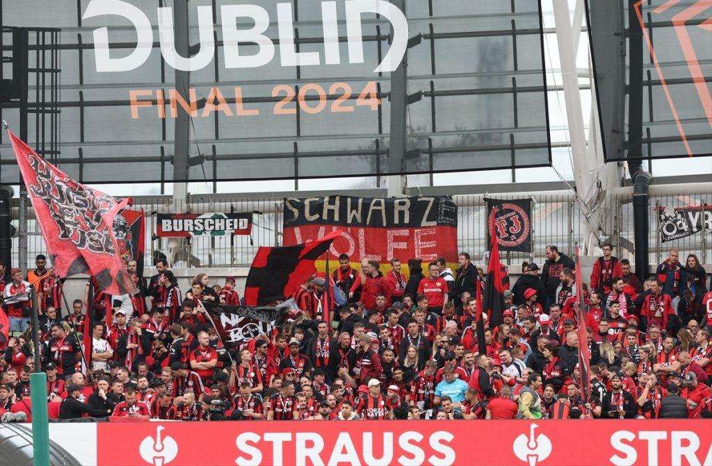 Navijači Bayera Leverkusen / Foto: Anadolu