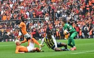 Detalj s velikog istanbulskog derbija između Galatasaraya i Fenerbahcea i Galatasaraya / Foto: Anadolu