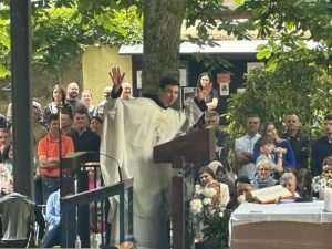 (FOTO) DUHOVSKI PONEDJELJAK U MARIENTHALU: Okupio se velik broj vjernika, jedni su hodočastili pješice, drugi stigli biciklima...