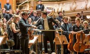 KONCERT ZA PAMĆENJE: Youth Orchestra Alpe Adria i učenici Glazbene škole Varaždin pod ravnanjem Juliana Rachlina oduševili publiku u Grazu Foto: Fenix (Siniša Sović Foto agencija Sjever)