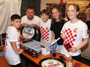 Hrvati na 49. Neckarfestu u Rottenburgu Foto Fenix (Željko Cindrić)