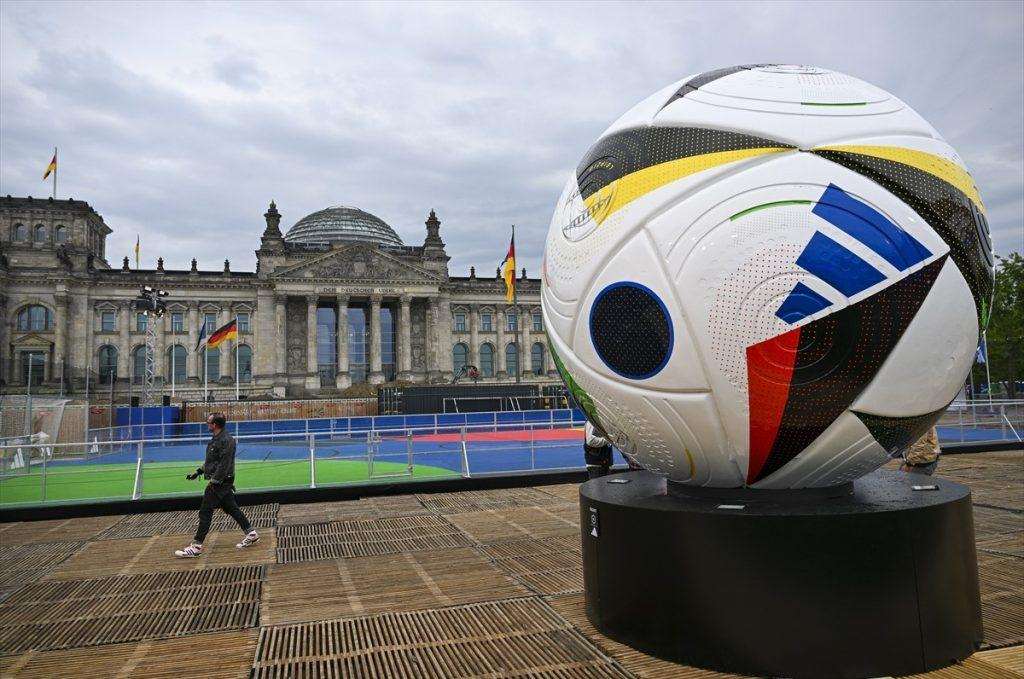 Lopta EURO 2024. (ILUSTRACIJA) / Foto: Anadolu
