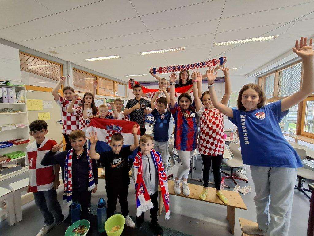 Najmlađi su radosno navijali za "Vatrene"/ Foto: HN Hessen
