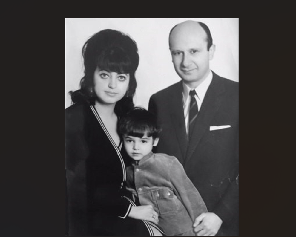 Obitelj Kulenović, Marijana i Nahid sa sinom Džaferom (Jeffom) / Foto: Obiteljski arhiv ustupljen Fenixu)