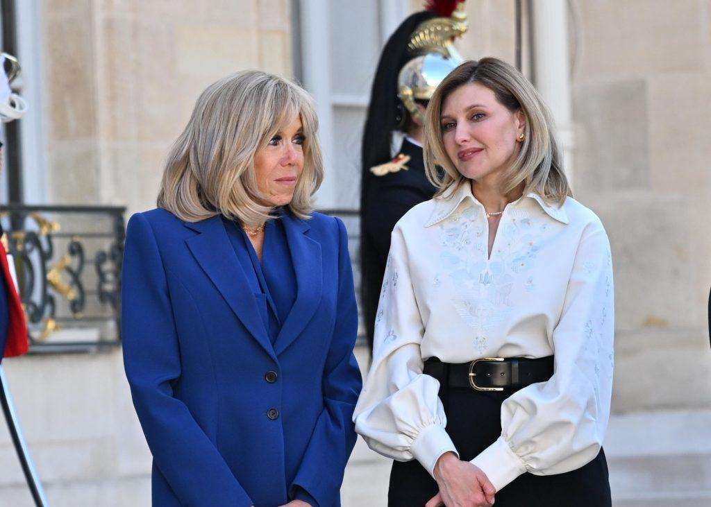 NEIZRAVNA MACRONOVA PORUKA PUTINU: Rusiji neće nametati ograničenja francusko-ukrajinskoj vojnoj suradnji, a niti može oduzeti Ukrajini pravo na obranu Supruge francuskog i ukrajinskog predsjednika u Parizu / Foto: Anadolu