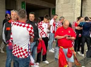 Hrvatski navijači na utakmice Hrvatska - Španjolska u Berlinu
