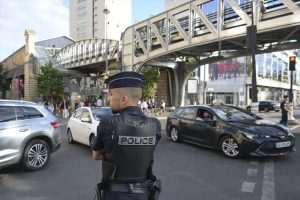 (FOTO) PARIZ SPREMAN ZA OI: Ekstravagantna ceremonija otvaranja, 7.000 sportaša osigurava oko 45.000 policajaca, 10.000 vojnika i 2000 privatnih zaštitara Francuska polcija / Foto: Anadolu