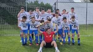 MÜNCHEN: Uz često izvođenje pobjedničke pjesme "Lijepa li si" iznimno uspješan vikend juniora Croatije München