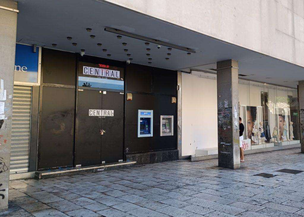 Ulaz u noćni klub na Trgu Gaje Bulata u Splitu / Foto: Hina