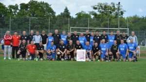PRIJATELJSKI SUSRET U MÜNCHENU: Veterani Croatije Frankfurt gostovali kod prijatelja iz Croatije München Zajednička fotografija veterana Croatije München i Croatije Frankfurt / Foto: Fenix (SIM)