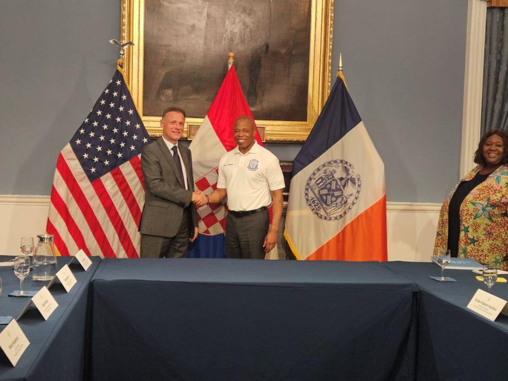 JANDROKOVIĆ SE SUSREO S GRADONAČELNIKOM NEW YORKA KOJI JE PORUČIO: Hrvati su sposobni i vrijedni ljudi