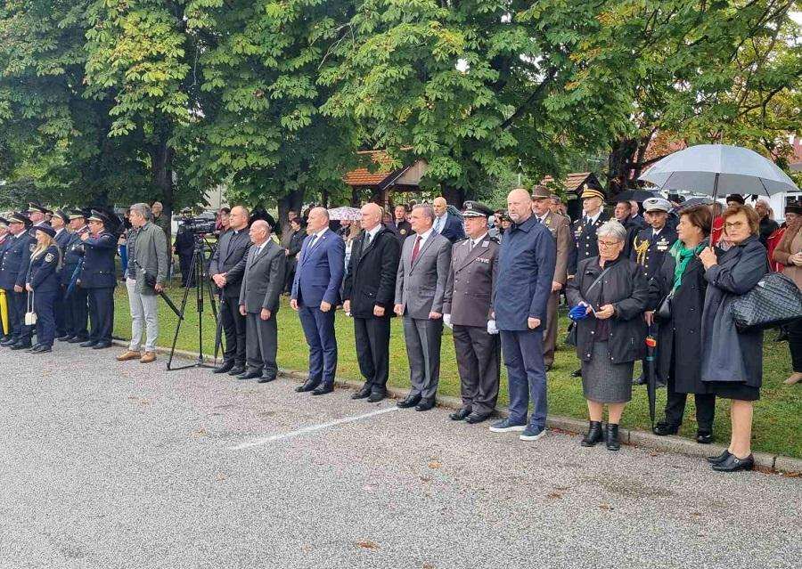 U ČAST JUNAKU DOMOVINSKOG RATA: Svečano otvoreni 27. Susreti za Rudija, na letački program stižu i Rafalei Otvoreni 27. Susreti za Rudija / Foto: Hina