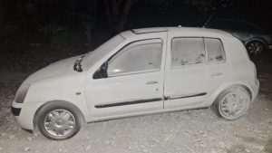 NEVIĐENI VANDALIZAM U DUBROVNIKU: Prahom iz vatrogasnog aparata zasuo i uništio automobil prometnog policajca Automobil zasut vatrogasnim prahom iz vatrogasnog aparata / Foto: Fenix (SIM)