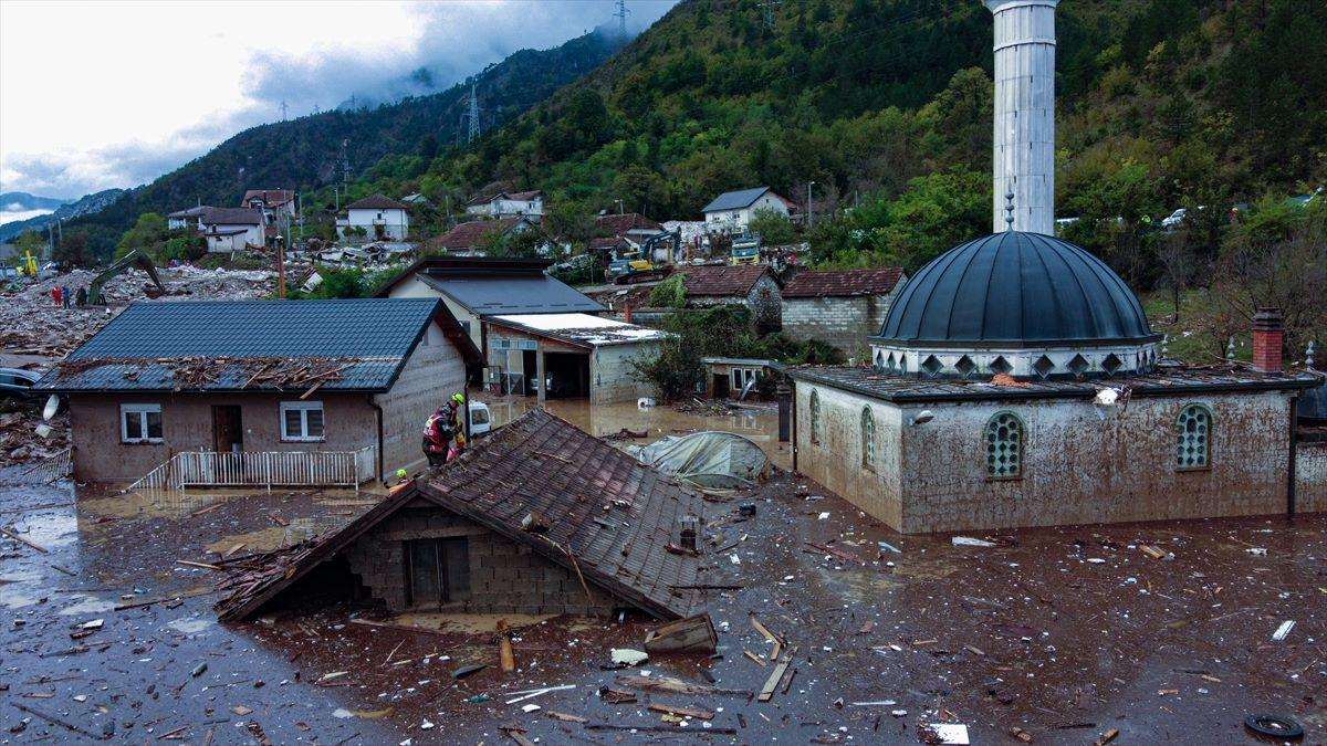 Katastrofalna poplava u Donjoj Jablanici / Foto: Anadolu