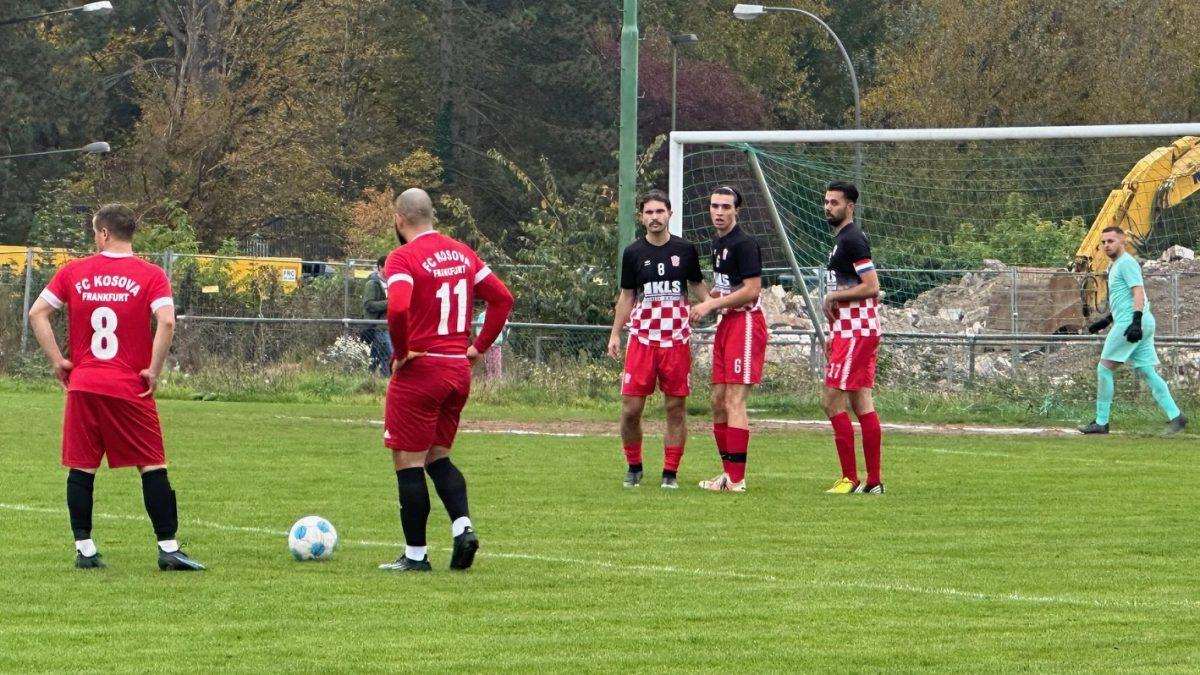 FRANKFURT: Prva momčad Croatije izgubila 5:2 od Kosova, sigurne pobjede druge i momčadi veterana Croatije FRANKFURT: Prva momčad Croatije izgubila 5:2 od Kosova, sigurne pobjede druge i momčadi veterana Croatije