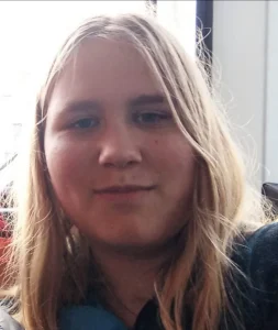 UČENICA IZ BAVARSKE KOJA JE NESTALA NA PUTU DO ŠKOLE JE PRONAĐENA: Policija je nakon dugotrajne potrage pronašla na drugom kraju zemlje u društvu 40-godišnjaka Nestala Alexa/ Foto: Polizei