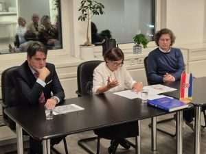 DÜSSELDORF / ESSEN: Održano predavanje na temu "Marko Marulić - život i rad oca hrvatske književnosti" Održano predavanje na temu "Marko Marulić - život i rad oca hrvatske književnosti" / Foto: Fenix (SIM)