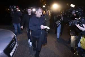(FOTO) BEROŠ PUŠTEN IZ ISTRAŽNOG ZATVORA: Ponavlja da je nevin i da će to dokazati na sudu
