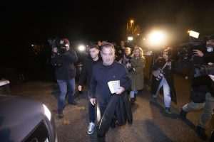 (FOTO) BEROŠ PUŠTEN IZ ISTRAŽNOG ZATVORA: Ponavlja da je nevin i da će to dokazati na sudu