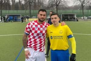 USPJESI CROATIJE FRANKFURT: Druga momčad Croatije slavila na gostovanju kod vodeće momčadi lige, veterani nadigrali Viktoriju Preussen Navijači Croatia II Frankfurt / Foto: Hina
