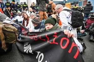 (FOTO) AMSTERDAM: Uhićeno 190 prosvjednika tijekom blokade na autocesti