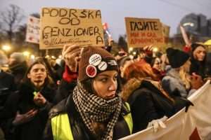 PROSVJEDI U BEOGRADU TRAJU I DALJE: Studenti podržali profesore u njihovoj odluci