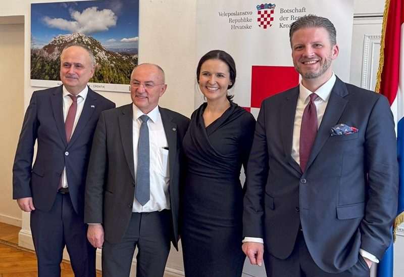 GOSPODARSKO POVEZIVANJE DVIJU ZEMALJA: Predstavljen Njemačko-hrvatski forum u Veleposlanstvu Republike Hrvatske