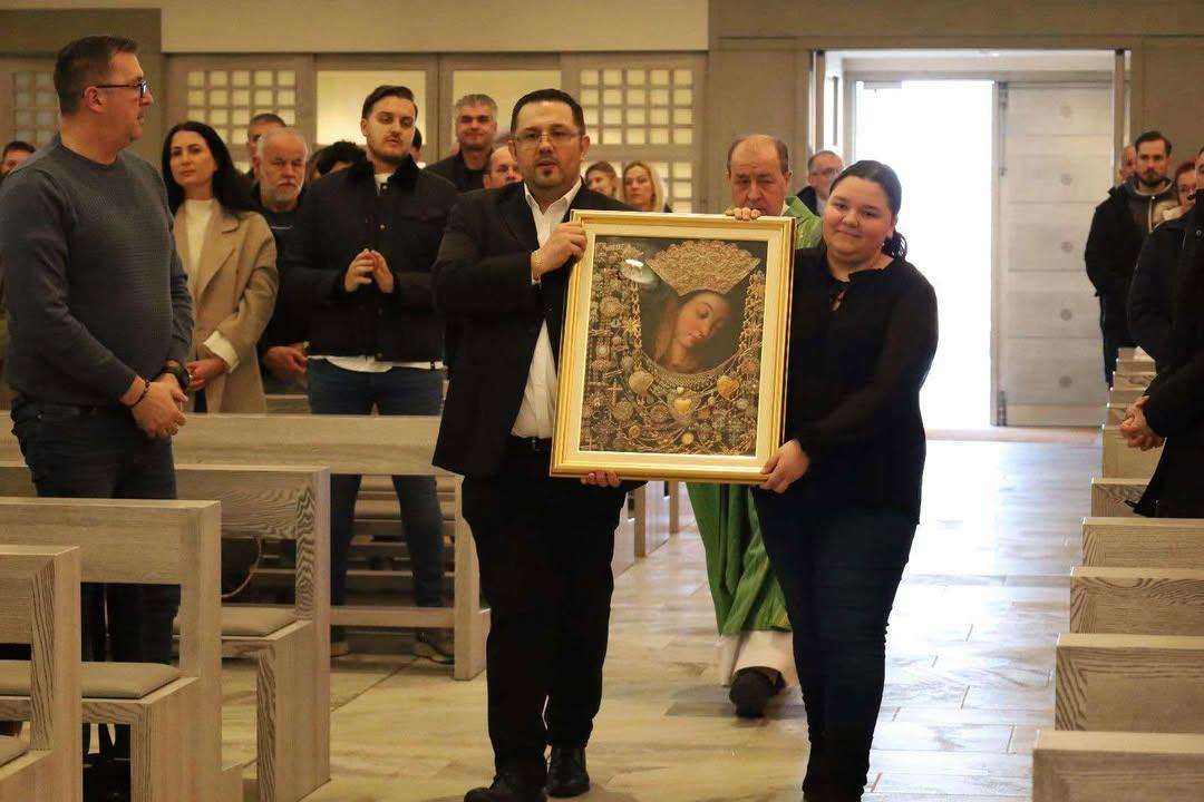 Slika Čudotvorne Gospe Sinjske