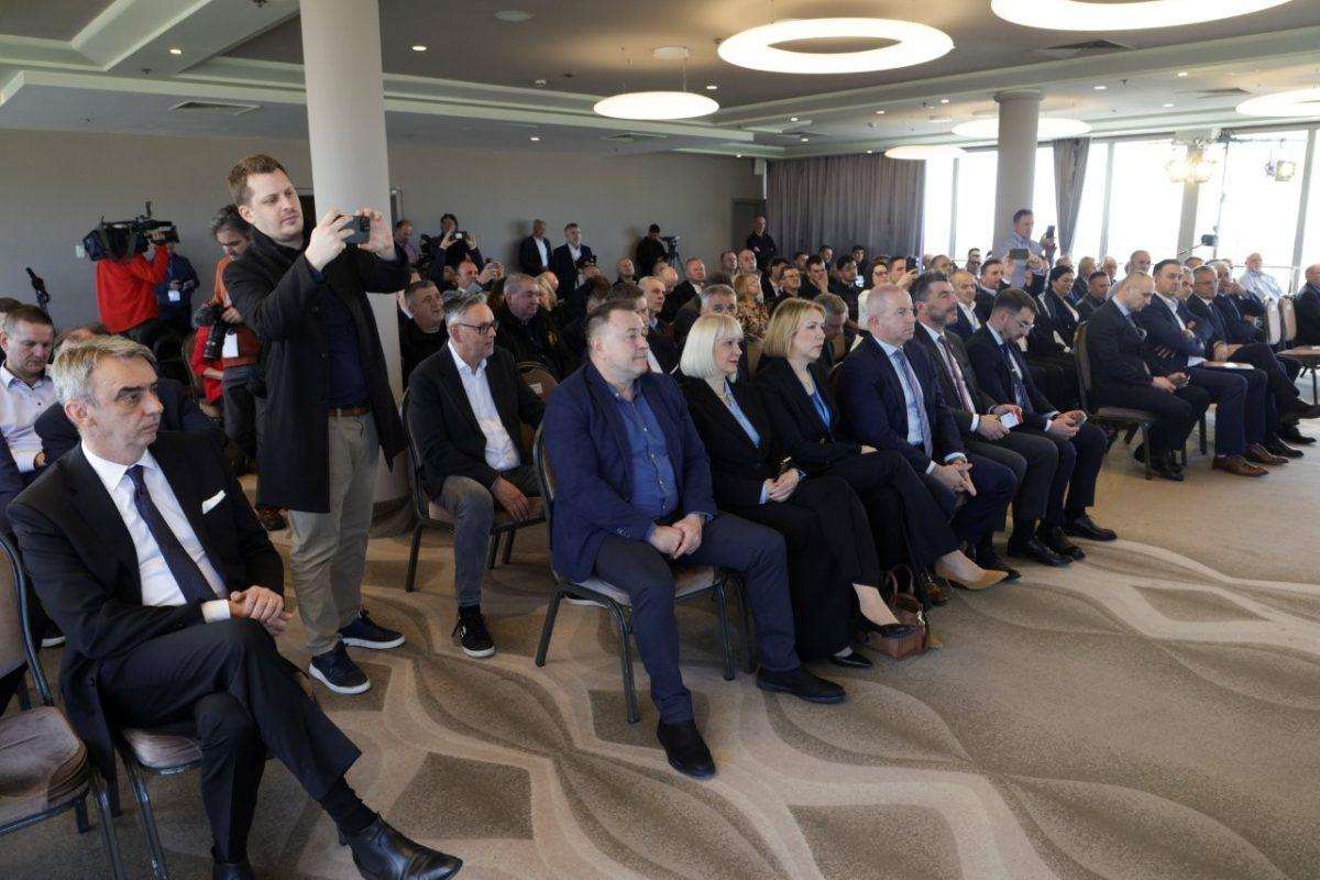 Konferencija "Sigurnost u BiH - temelj mira i sigurnosti" / Foto: Hina