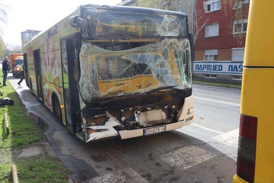 Sudar autobusa u Osijeku / Foto: Hina