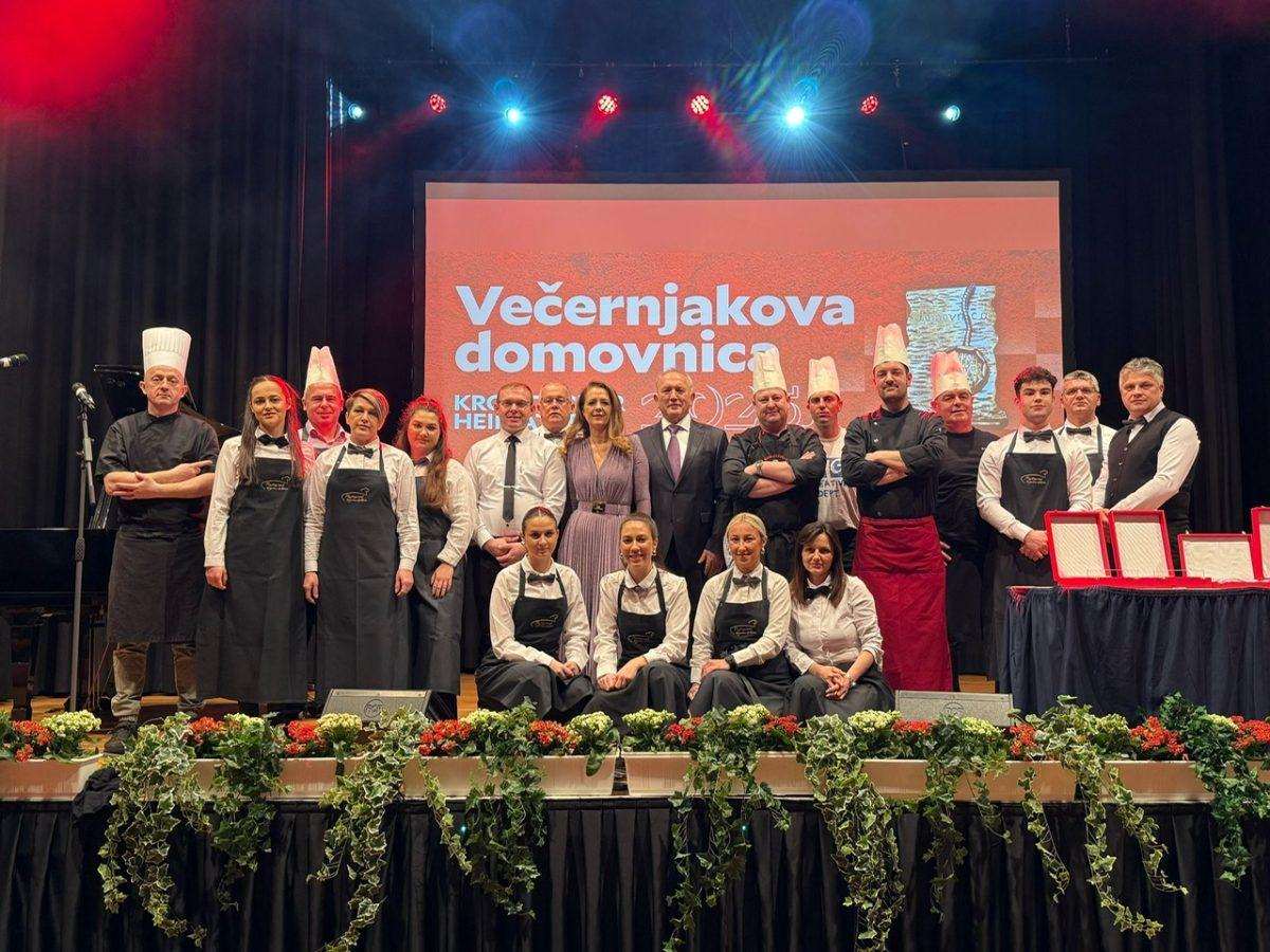 Osoblje Haus Goldstein na dodjeli nagrada Večernjakova domovnica / Foto: Fenix (SIM)