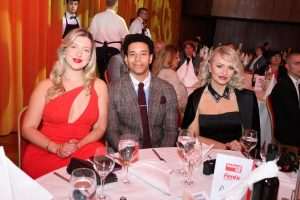 SPEKTAKULARNA DODJELA „VEČERNJAKOVE DOMOVNICE“ U BAD HOMBURGU: Brojni ugledni gosti, bogat glazbeni program i dobitnici za koje je glasovalo više od 350 tisuća Hrvata iz cijeloga svijeta