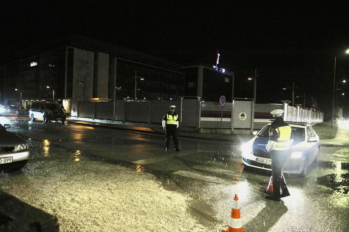 NEUSPJEŠNA AKCIJA: SIPA pokušala privesti Dodika, spriječili ih policajci Republike Srpske