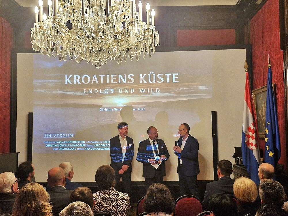 ORF-OVA PREMIJERA DOKUMENTARCA O HRVATSKOJ: “Hrvatska obala - beskrajna i divlja” impresionirala Austrijance i njihove strane goste u Veleposlanstvu RH u Beču