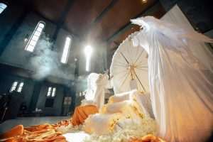 PRVA SVETA PRIČEST HRVATSKE KATOLIČKE ZAJEDNICE OFFENBACH/M: Više od tradicije, „Poziv na put“ Oltar / Foto: Fenix (HKZ Offenbach)