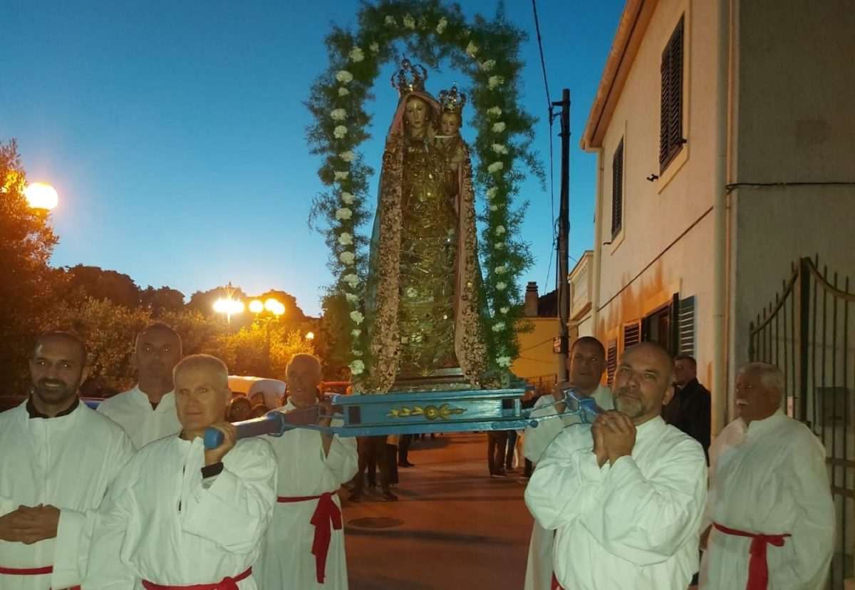 Procesija sa kipom Gospe Loretske u Arbanasima u Zadru / Foto: Fenix (Sandra Graf)