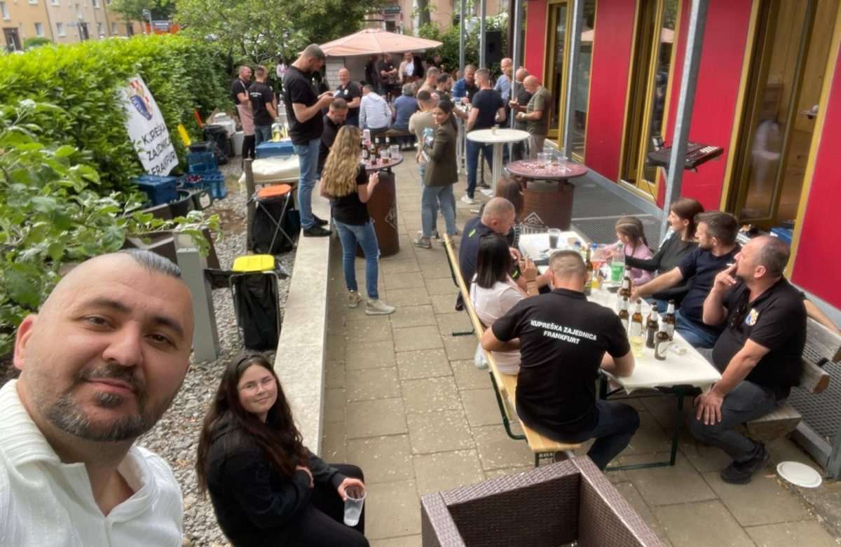 WIESBADEN: Na prvu Kuprešku grilijadu koju je organizirala Kupreška zajednica iz Frankfurta stigli i Kuprešani iz Triera i Bruchsala