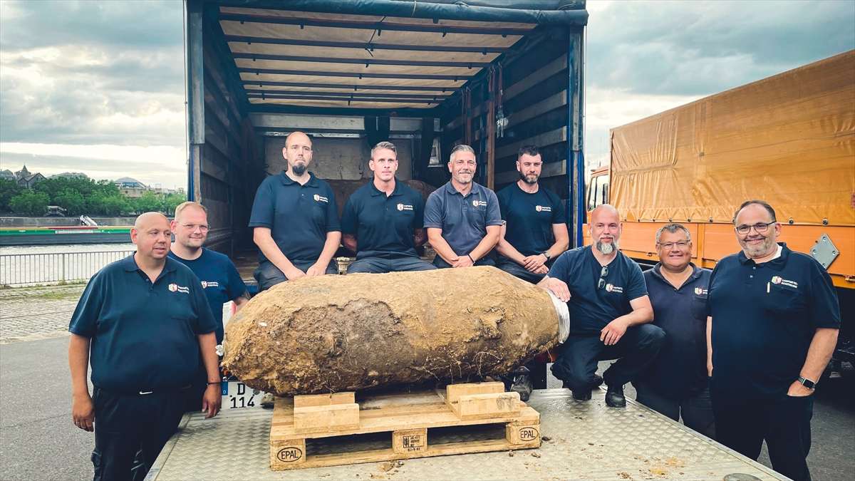 OPASNOST POD ZEMLJOM U NJEMAČKOM GRADU: Deaktivirane tri bombe iz Drugog svjetskog rata, 20.000 ljudi evakuirano, škole, bolnice i hoteli ispražnjeni